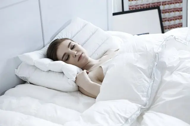 Sleeping Naked: 8 Surprising Benefits