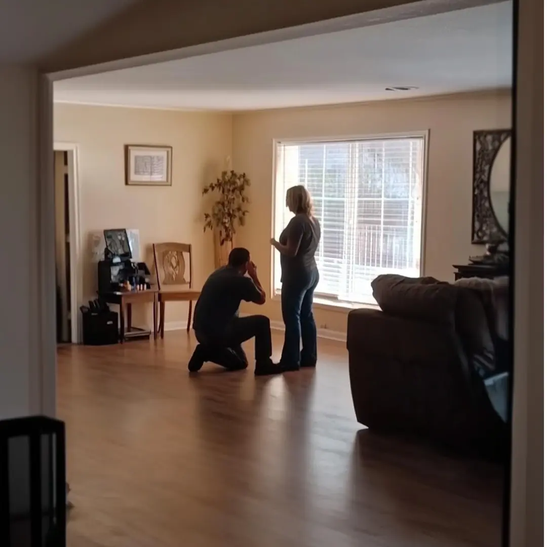 I Caught My Fiancé Kneeling Before My Mom When I Got Home from Work — I Stayed Hidden to Learn Why