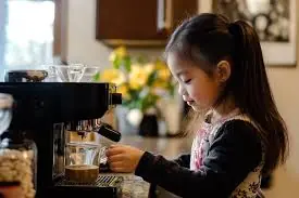 My Fiance's 7-Year-Old Daughter Cooks Breakfast & Does All the Chores Every Day — I Was Taken Aback When I Found Out Why