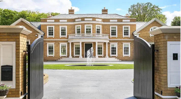 I Got a Job as a Cleaner in a Luxurious Mansion — When I Found Out Who Owned It, I Went Pale