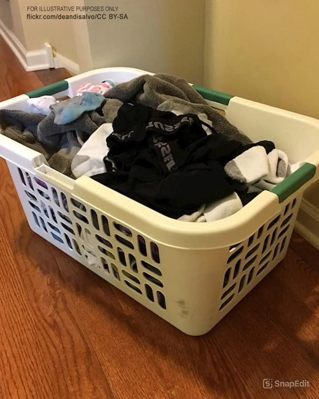 X My Husband Refused to Buy a New Washing Machine and Told Me to Wash Everything by Hand — Because He Promised His Mom a Vacation Instead