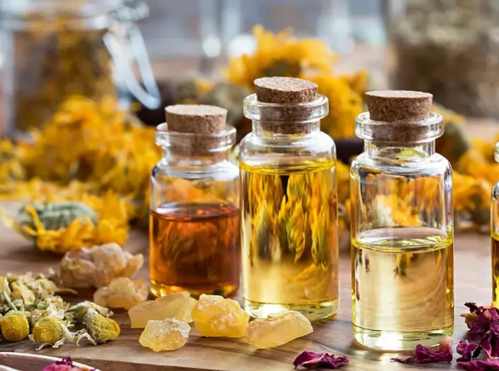 A Powerful Natural Remedy: How to Make Your Own Homemade Healing Oils and Herbal Teas