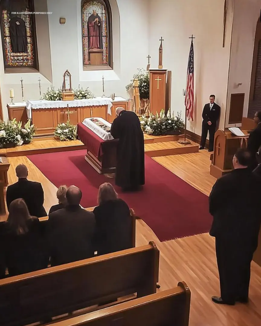 Priest Conducting Funeral Service for Wealthy Woman Leaned over Her Coffin – He Was Stunned to the Core by What He Saw