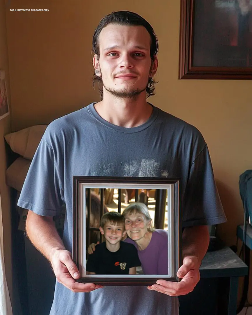 My Dear Grandma Left Me a Photo of Us, While My Greedy Mom and Sister Got Her House and Car – Soon I Realized How Wise She Truly Was