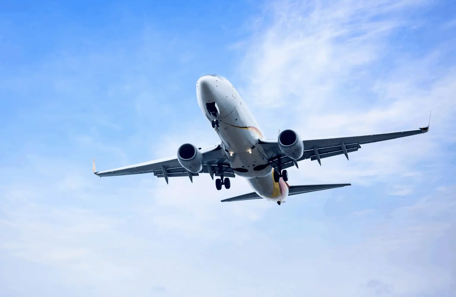 Viral Video Shows Plane ‘Frozen’ Mid-Air, Ignites ‘Glitch In The Matrix’ Theories