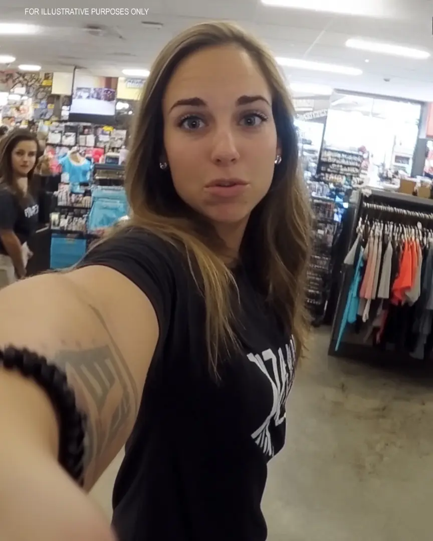 Store Owner's Daughter Kicked Me Out for No Reason — Then Her Mom Walked In and Left Me Speechless