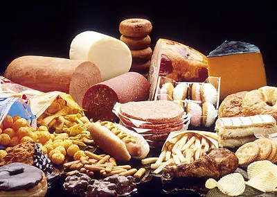6 Foods That May Fuel Cancer Growth: What You Need to Know