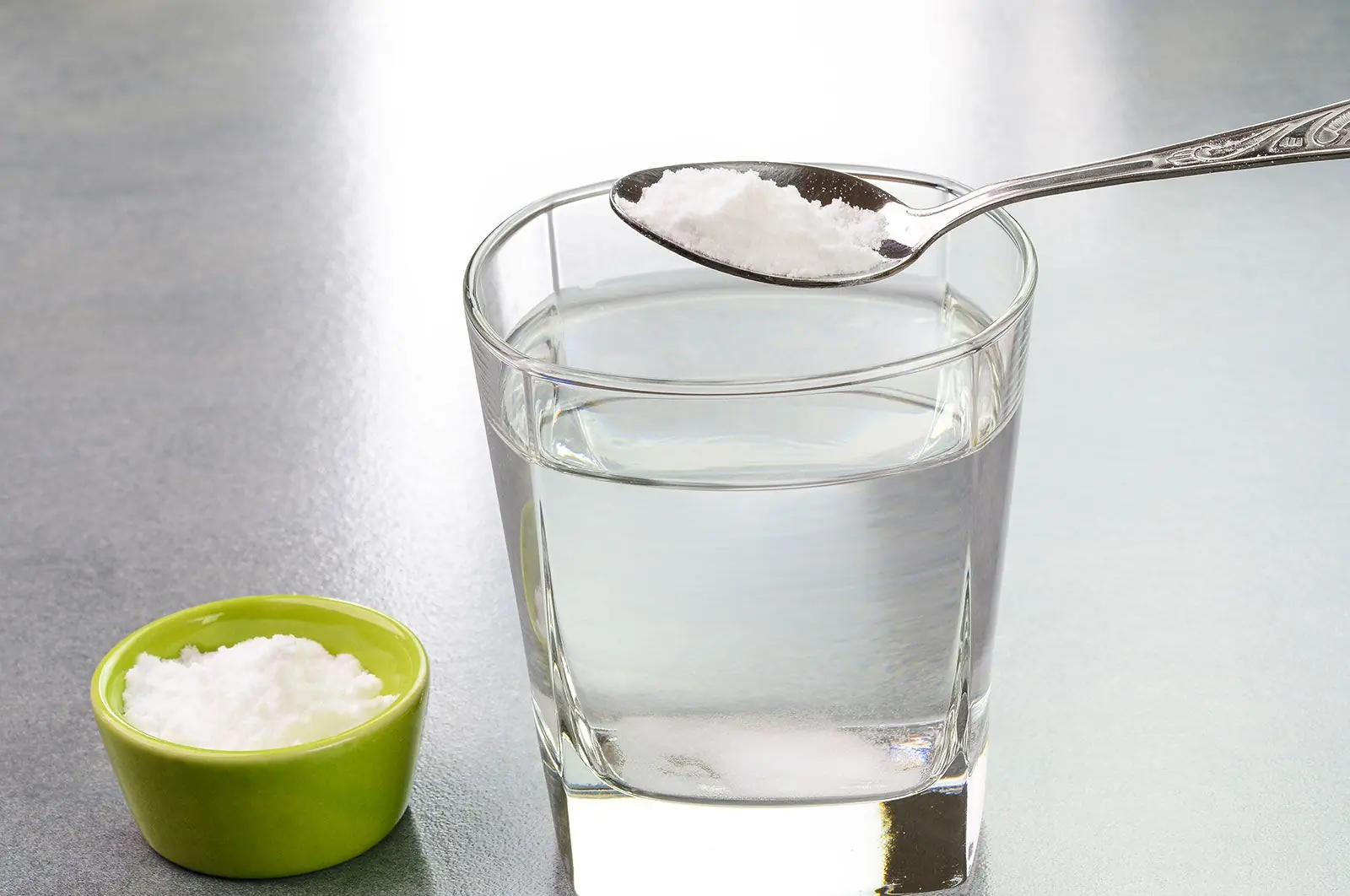 The Amazing Health Benefits of Drinking Baking Soda Water