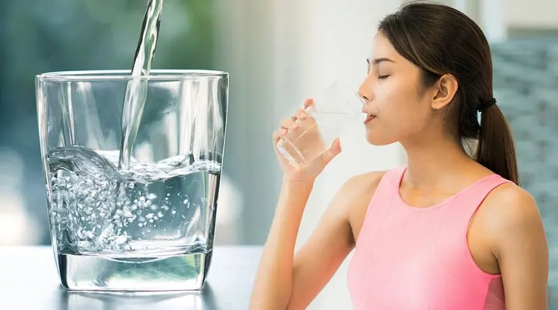 Don't Drink Water Right After Waking Up β Doctors Recommend Doing These 5 Things First