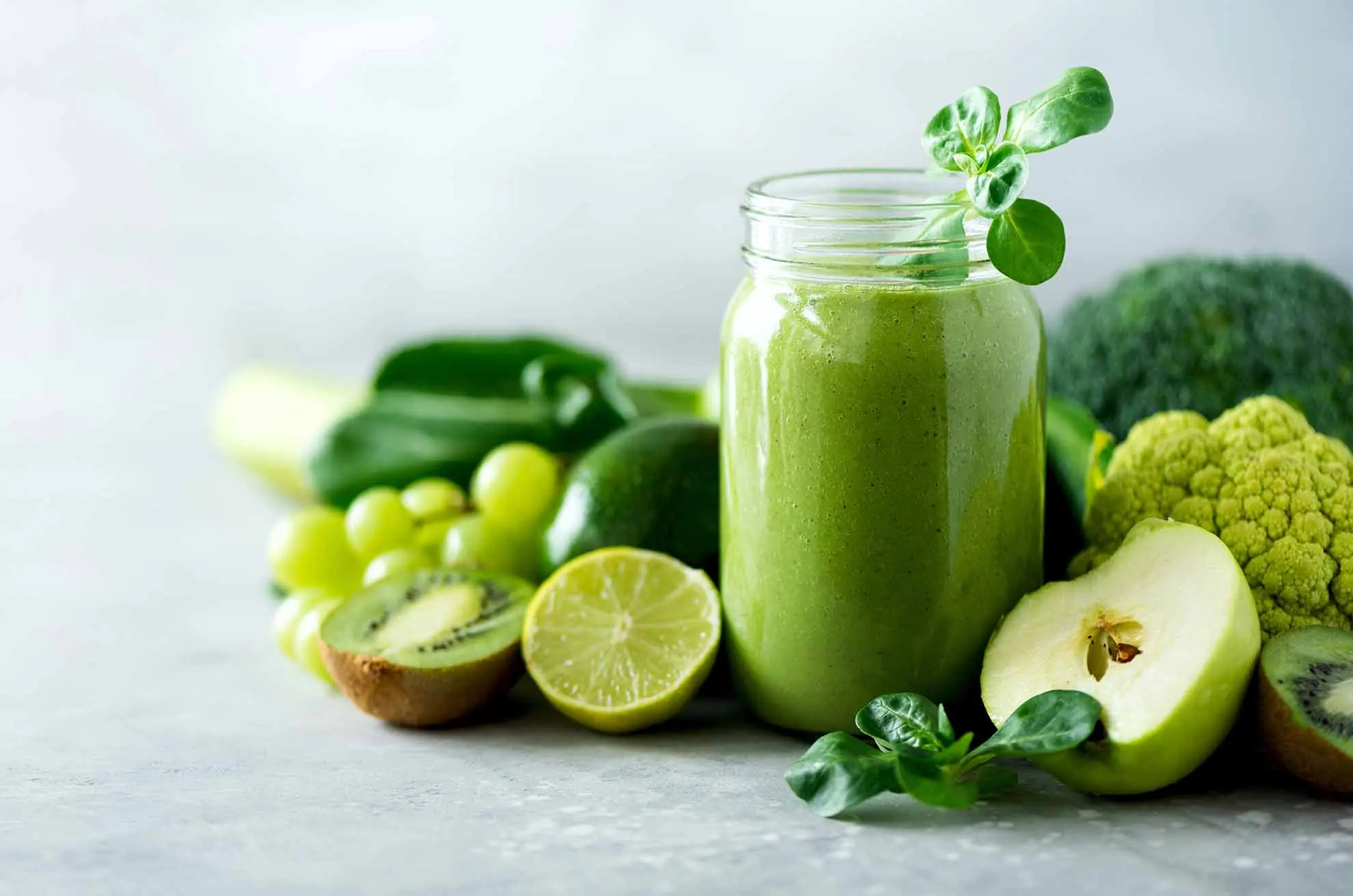 10 Simple Ways to Help Your Body Detoxify and Cleanse Itself