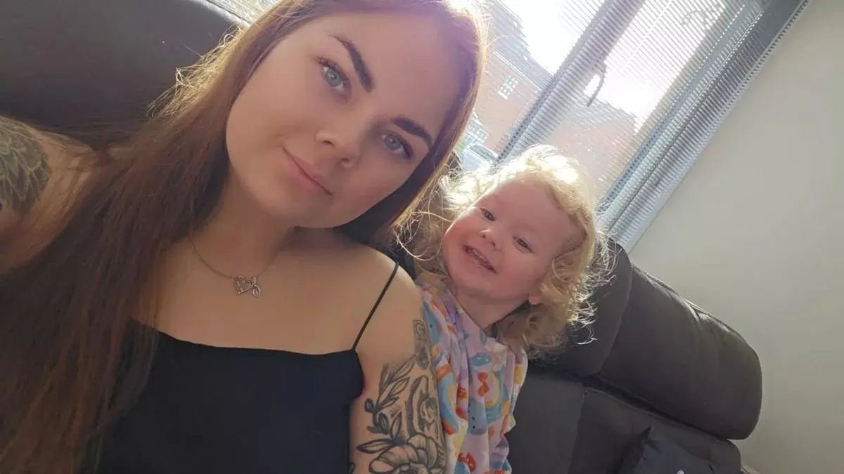 MY STAGE FOUR CANCER SYMPTOMS WERE DISMISSED BY TWO HOSPITALS - I WON'T GET TO SEE MY LITTLE GIRL GROW UP