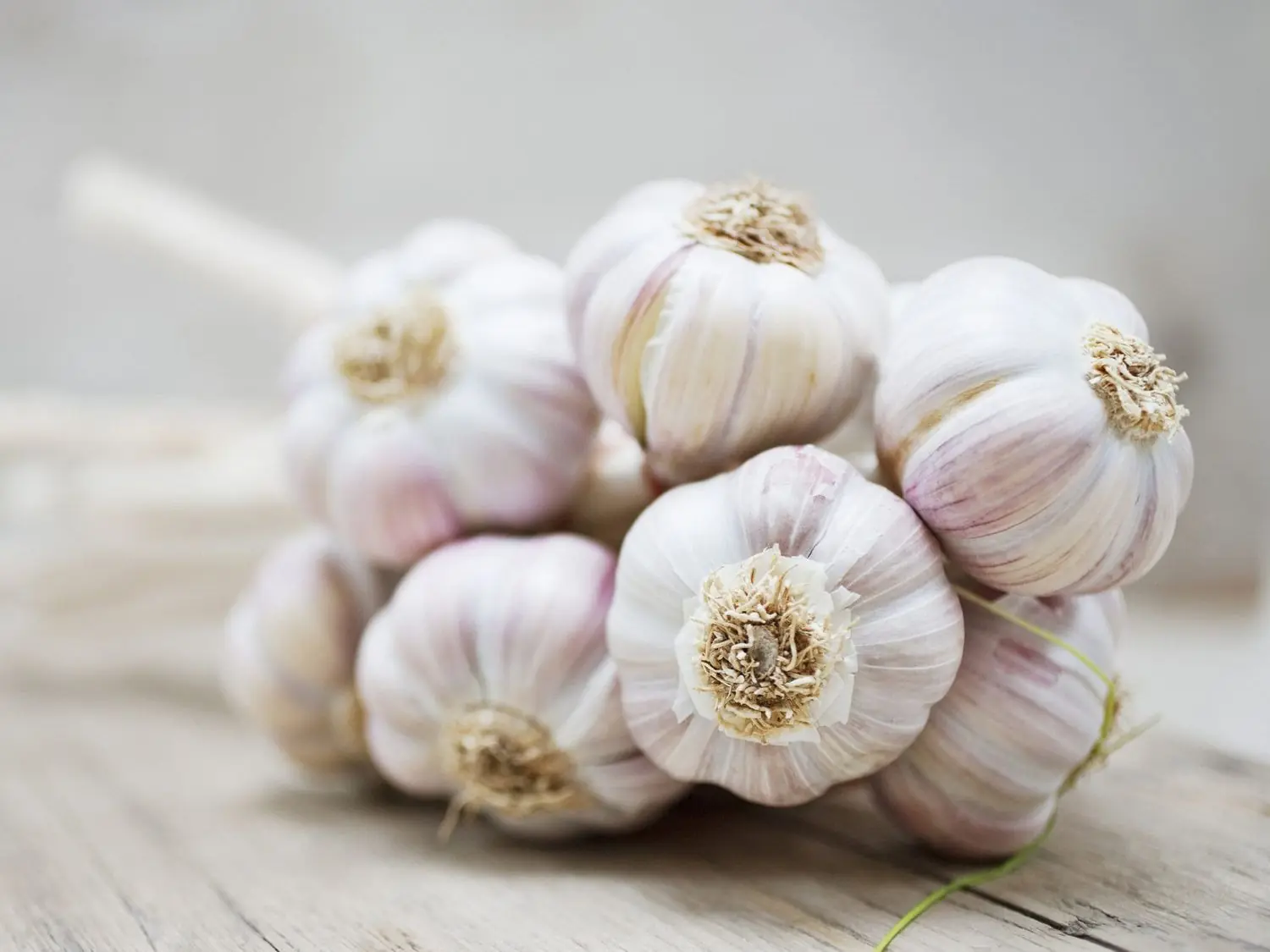 What Raw Garlic Can Do for Your Health Is Truly Unbelievable