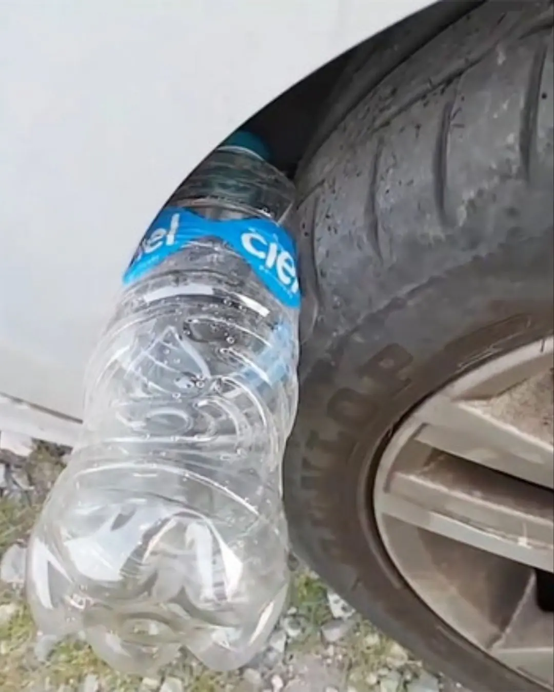 Beware of the Plastic Bottle Scam: A New Car Theft Tactic