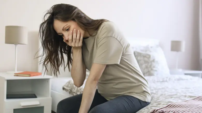 Stomach Pain and Nausea: Causes, Symptoms, and Treatments