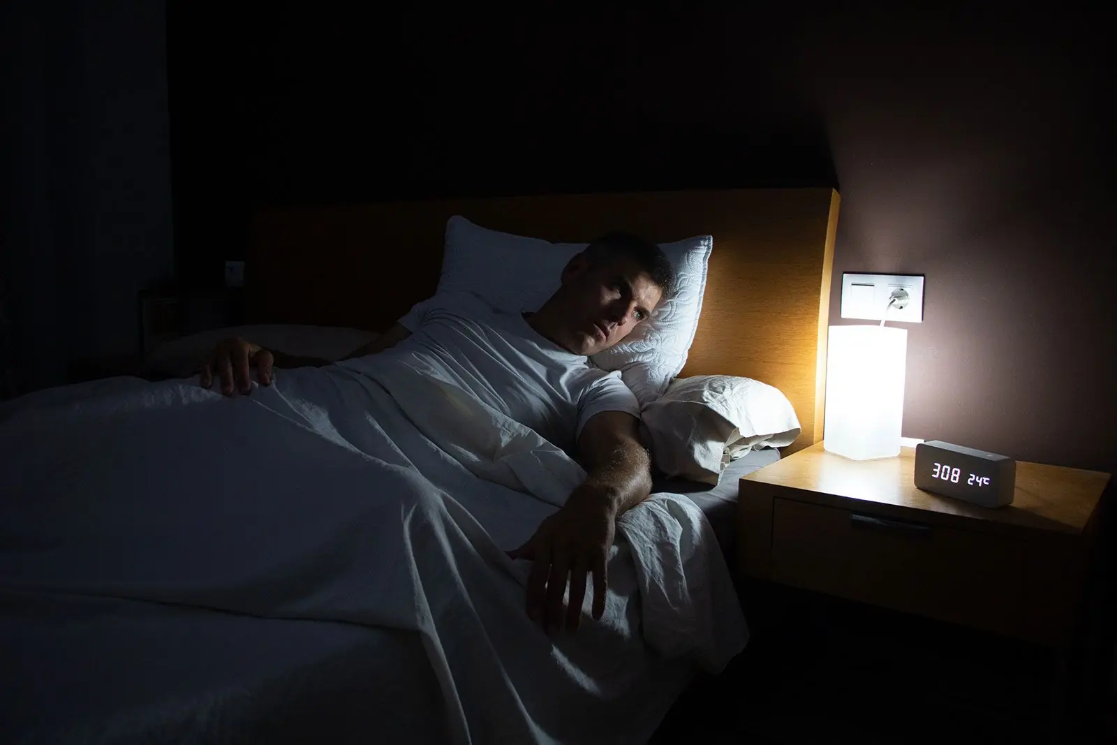 The Sleep Saboteur: The One Thing You Should Never Do When You Wake Up at Night