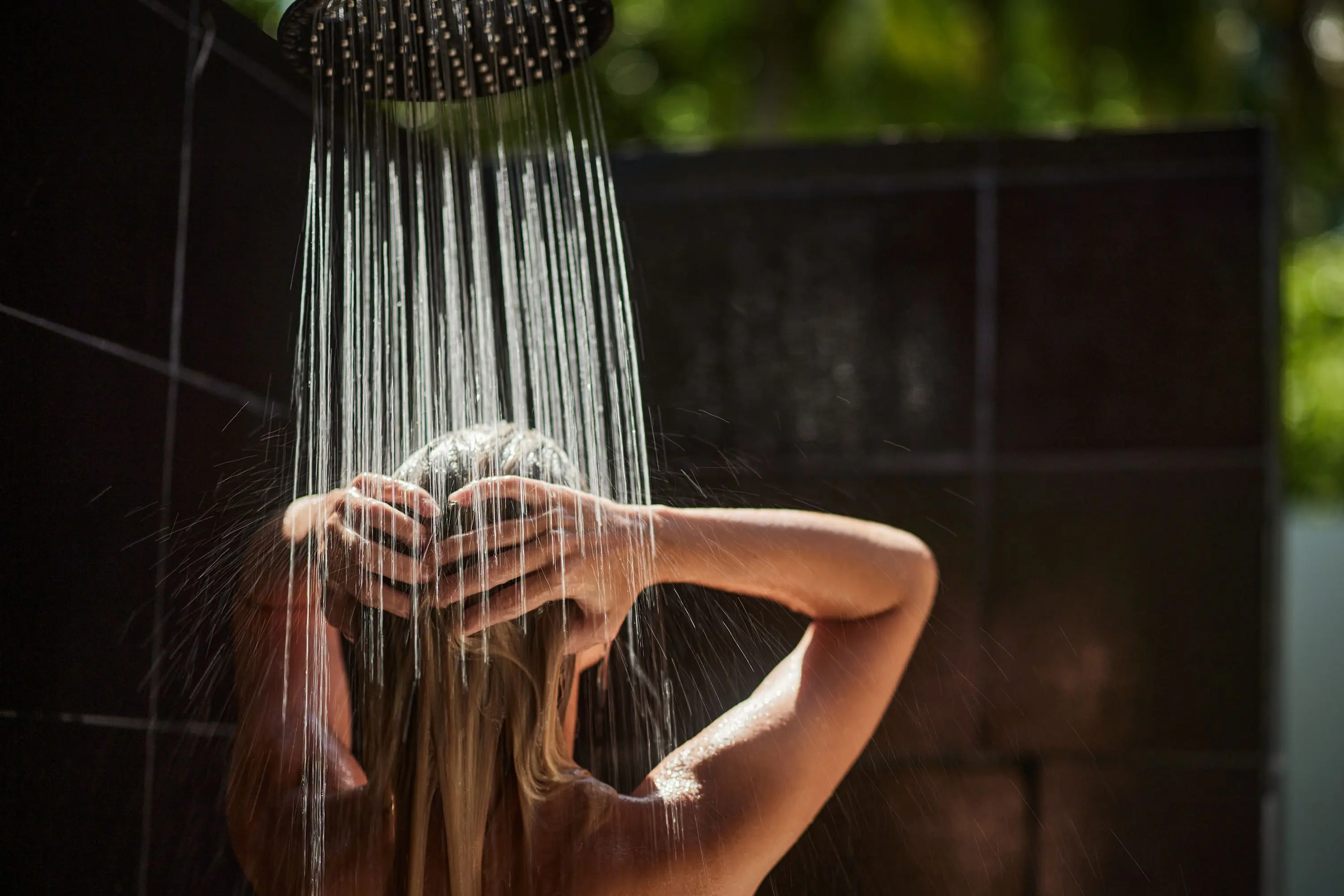 Why Cold Showers on Hot Summer Nights May Keep You Awake