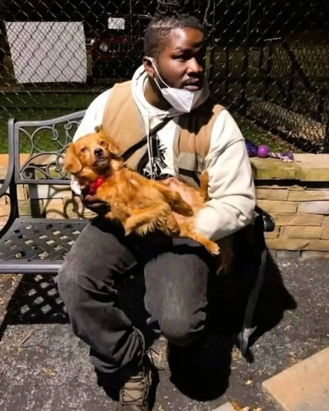 The Stranger Who Stopped: How One Man’s Compassion Saved a Life on a Busy Georgia Road