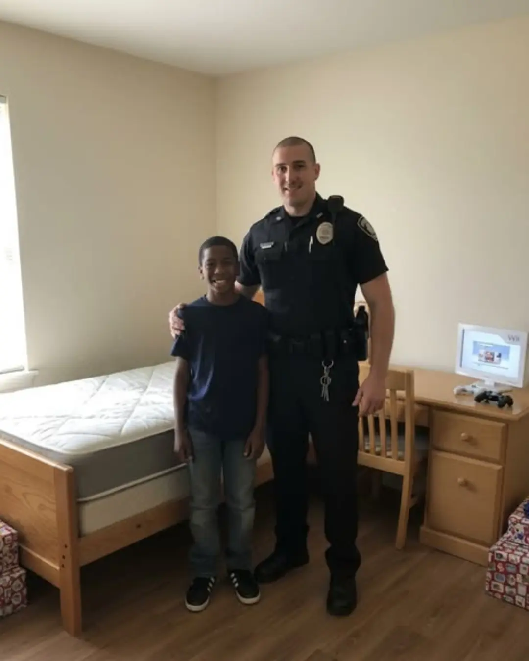 A Call for Help at 2 AM: How One Officer Changed a Boy’s Life with Compassion