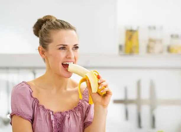 The Potassium Powerhouse: What Eating Bananas Daily Does to Your Blood Pressure