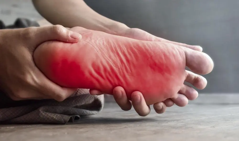 Top 6 Natural Remedies to Fight Neuropathic Pain (Peripheral Neuropathy Home Remedies)