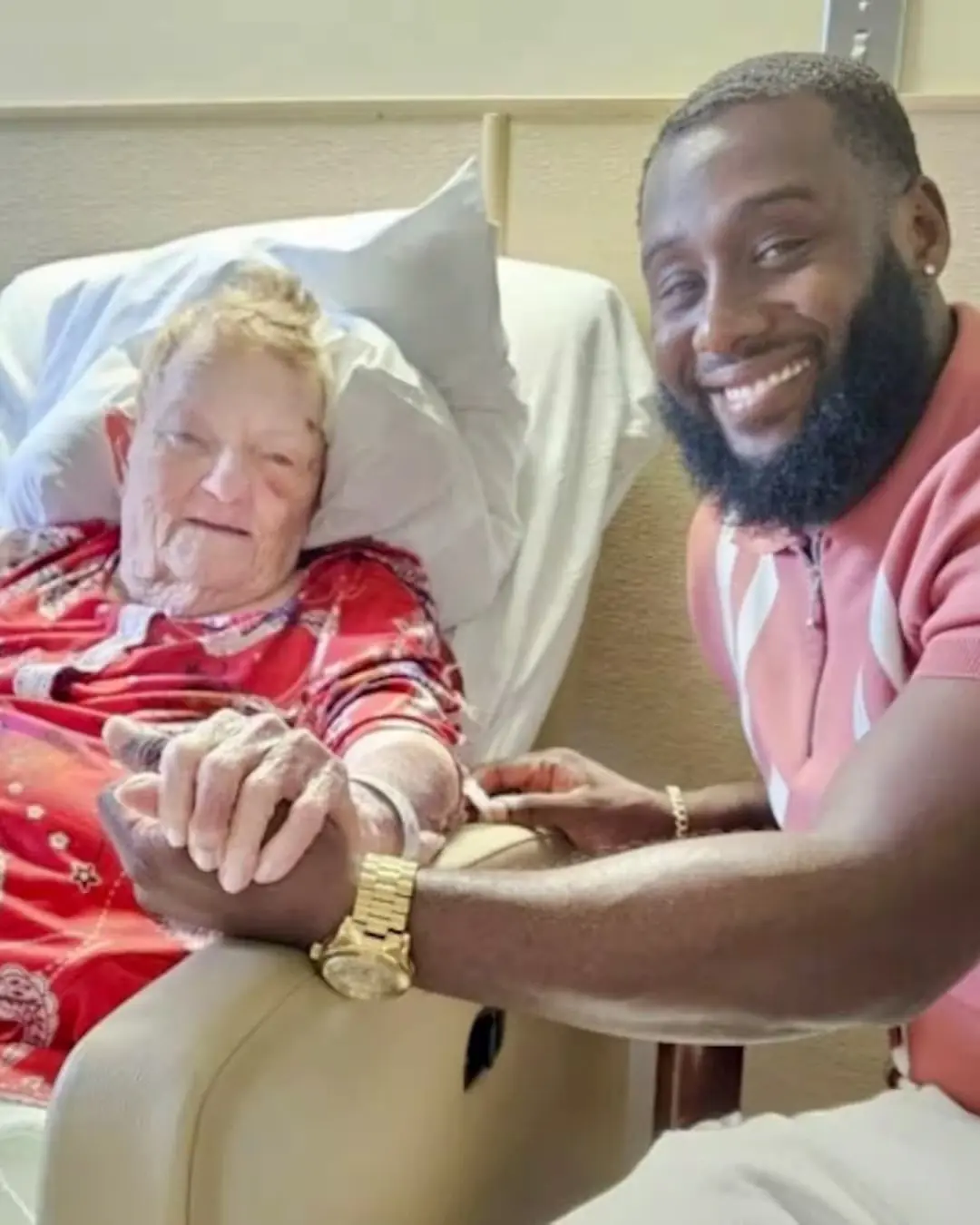 Raheem Cooper: A UPS Driver’s Act of Kindness Saves an Elderly Woman's Life