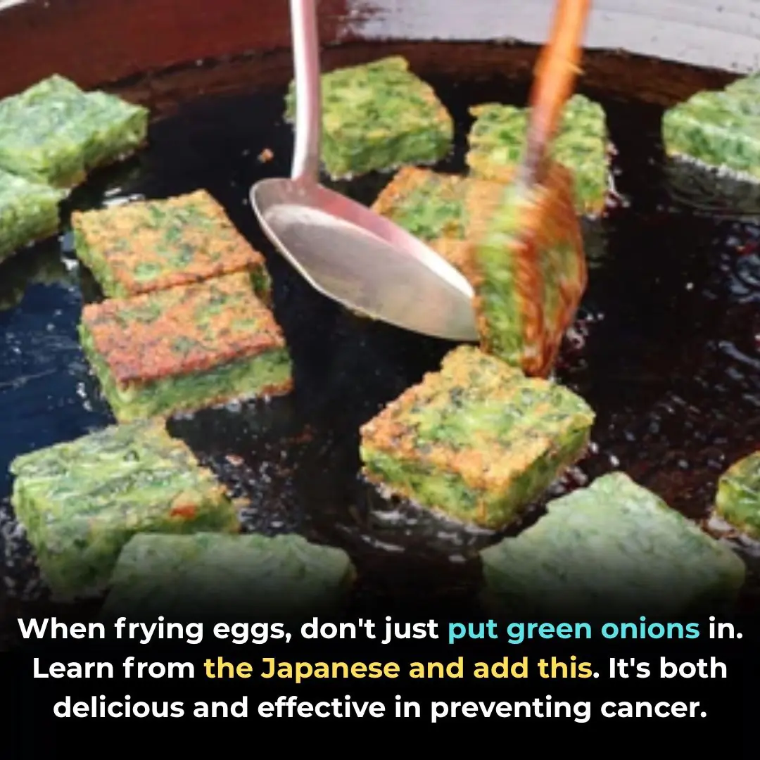 When frying eggs, don't just put green onions in. Learn from the Japanese and add this. It's both delicious and effective in preventing cancer.