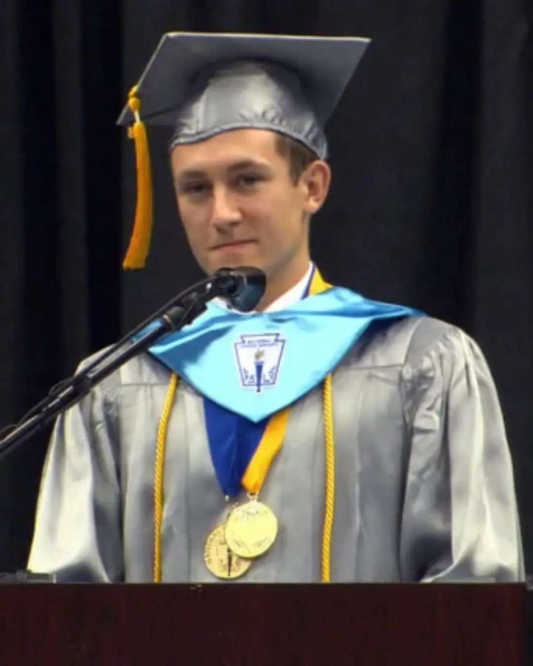 The Homeless Valedictorian: How One Teen Turned Pain Into Purpose.