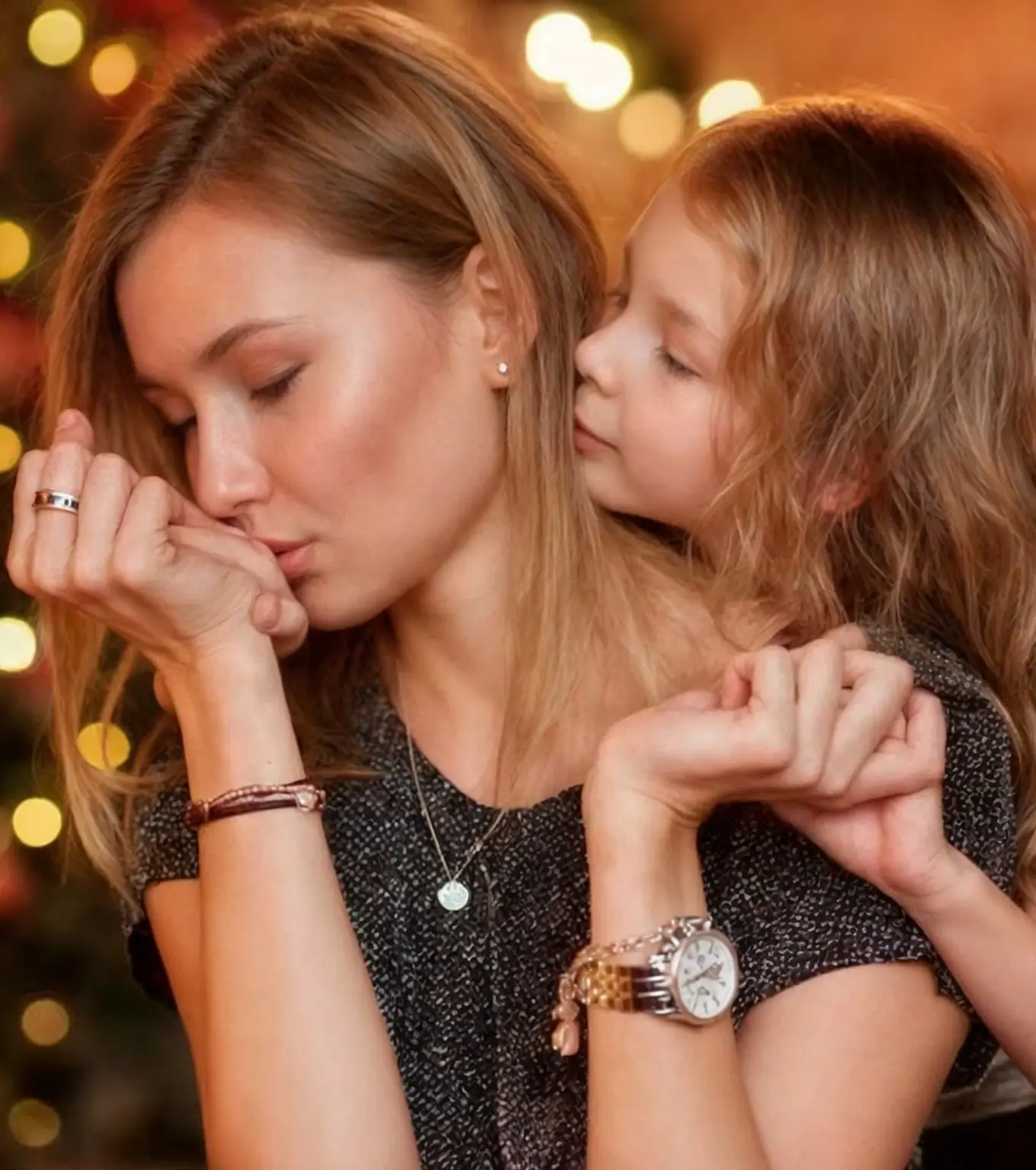 Mom, where is that uncle we visit secretly from dad?” the daughter suddenly asked.