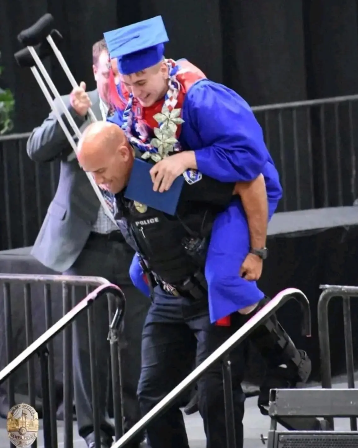 A Graduation to Remember: When a Police Officer Carried a Student Across the Finish Line.