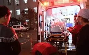 A 42-Year-Old Man D.ied of a Stroke Despite Not Sm.oking or Drin.king — The Doctor Was Furious and Said: How Dare You Eat This Every Day