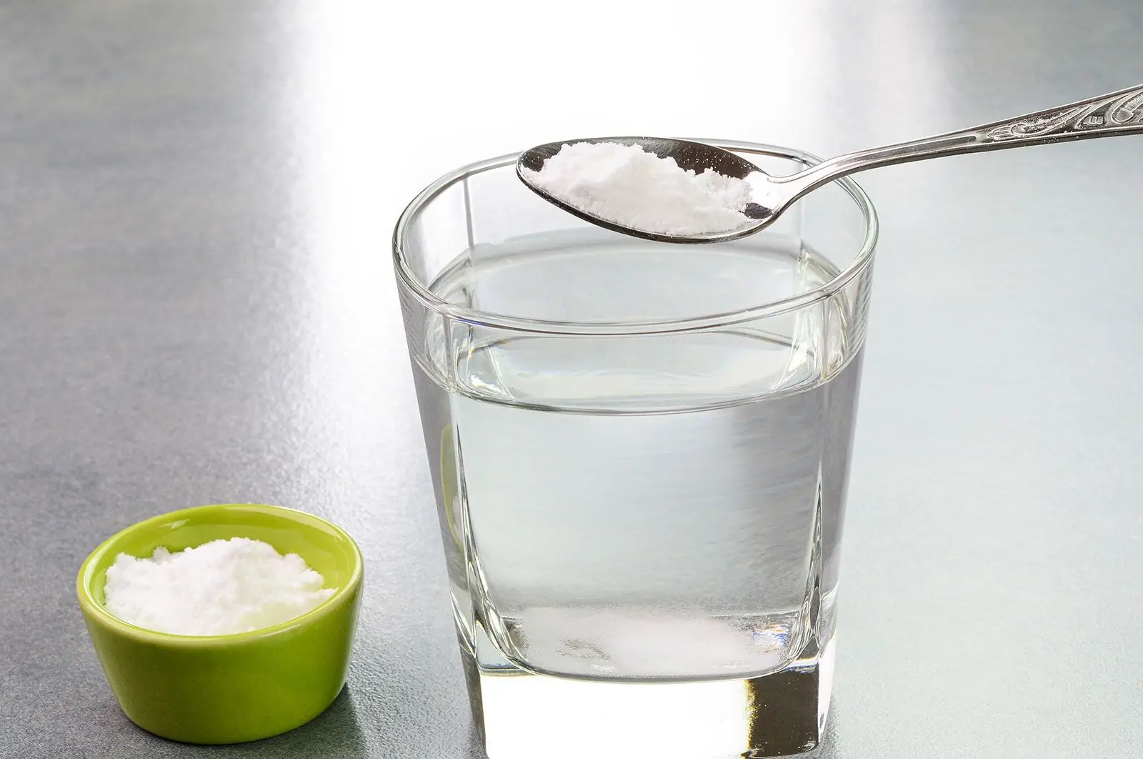 The Life-Changing Effects Of Adding Just A Pinch Of Baking Soda To Your Water