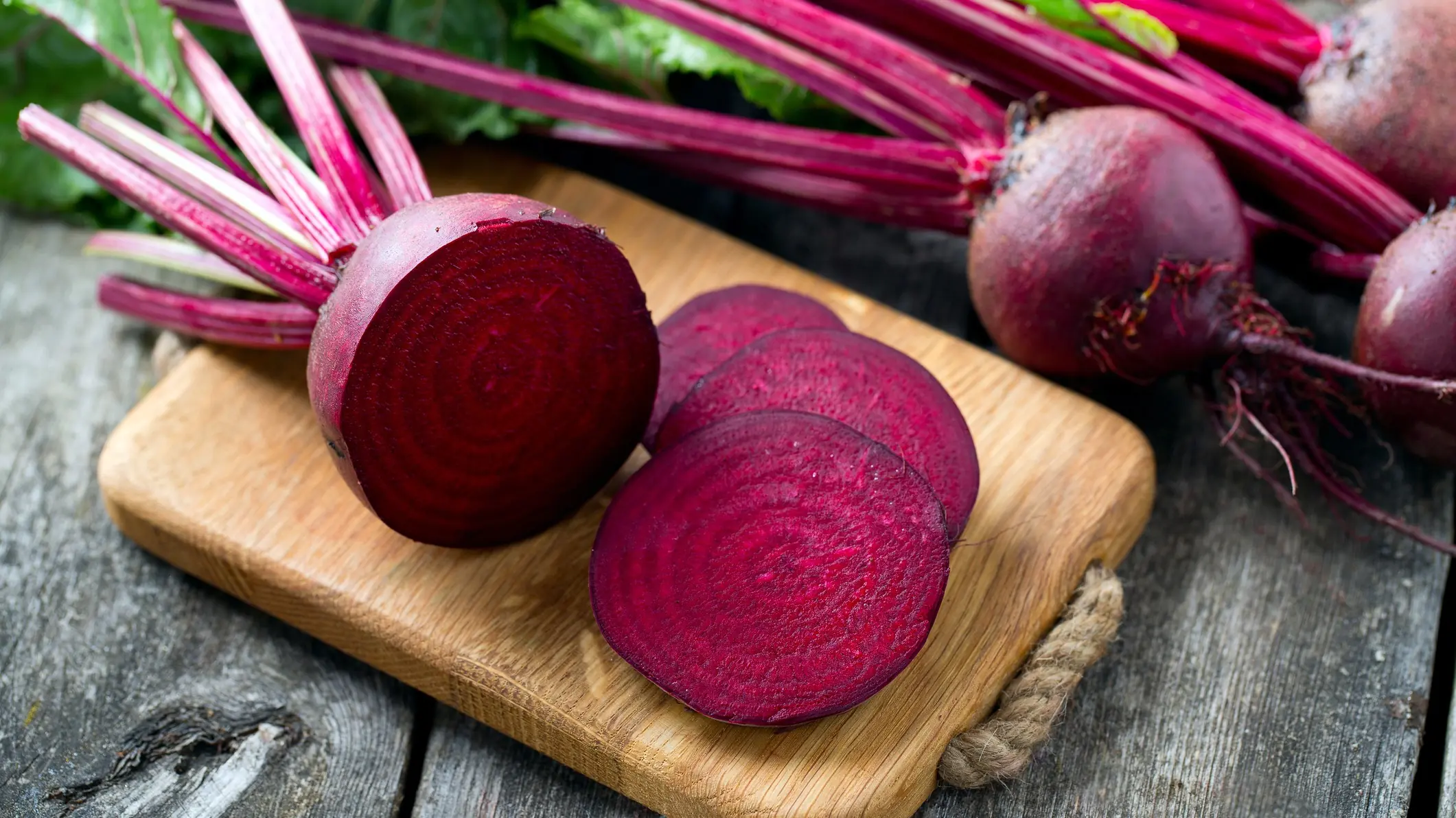 10 Incredible Life Changing Health Benefits You Receive When You Start Eating Beets