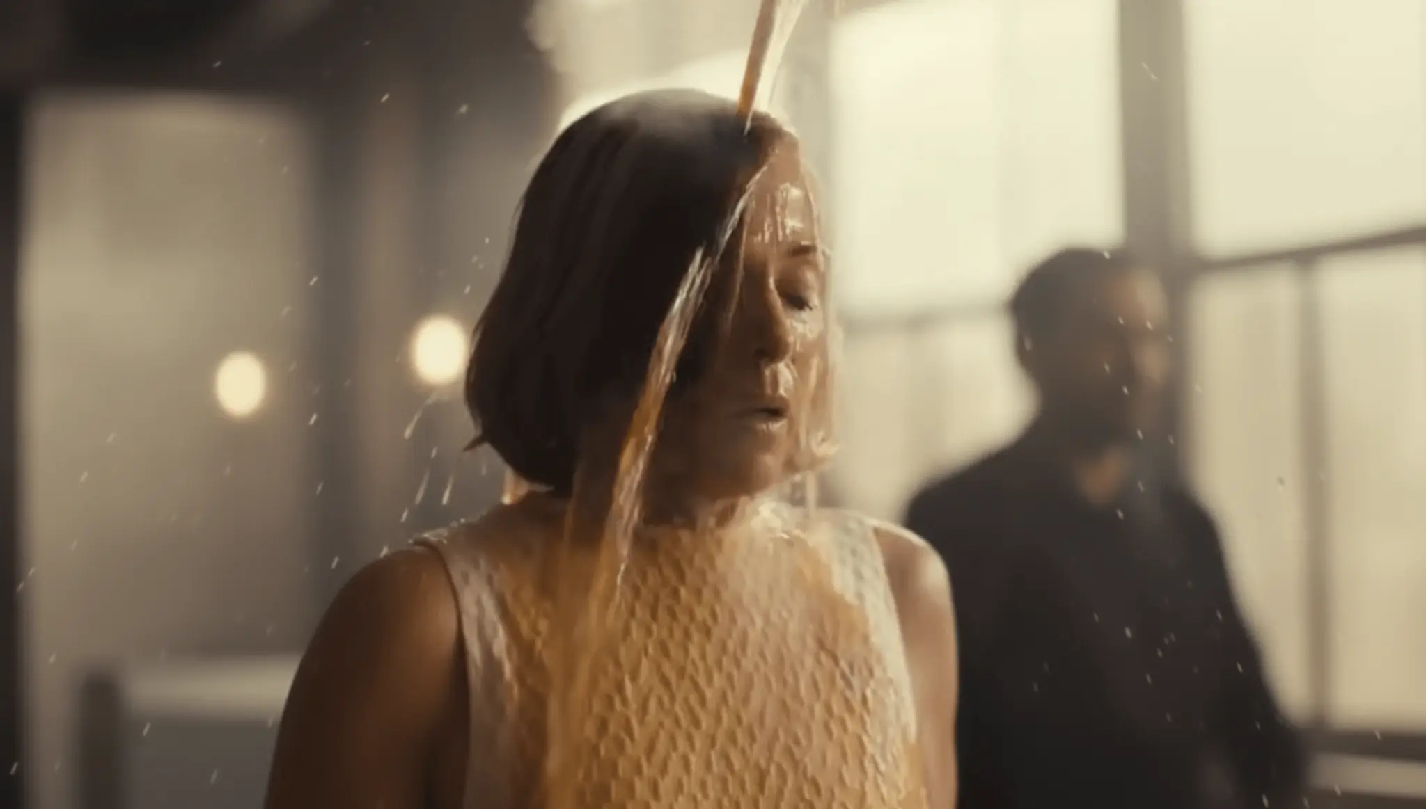 Restaurant Owner Dumps Coffee on Customer’s Head—She’s a Federal Judge