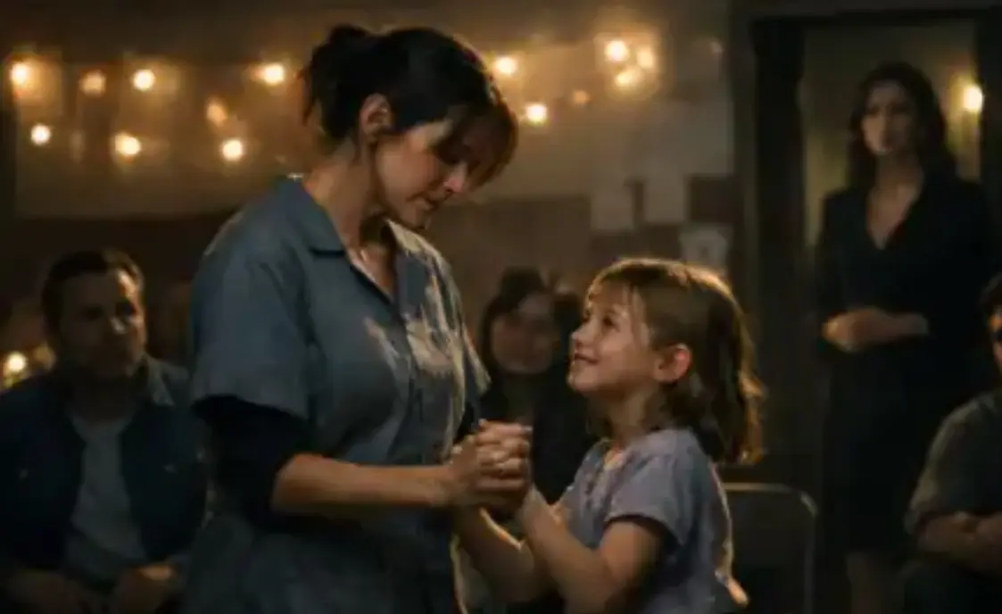 They Laughed at the Cleaning Woman—Until Her Daughter Changed Everything That Night