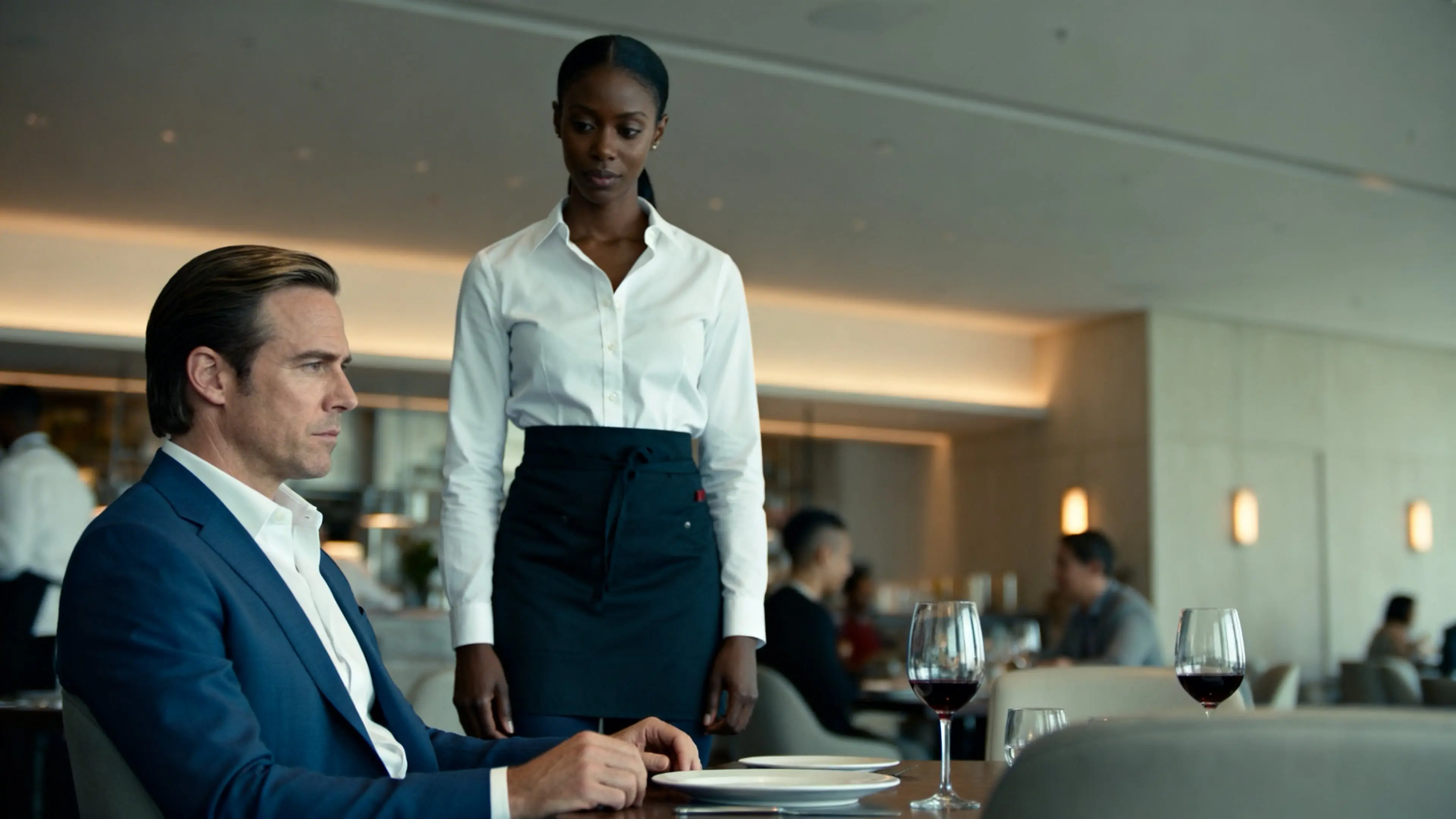 He Was Quick To Judge The Waitress—Until He Finally Saw The Truth.