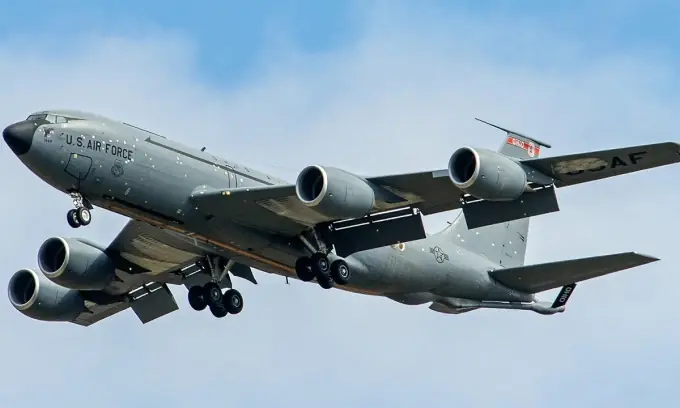 American planes returning from the Middle East have a lot of tape stuck to their fuselages