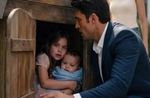 The day a wealthy man returned home and discovered his children locked inside a doghouse… everything in his life shifted in an instant.