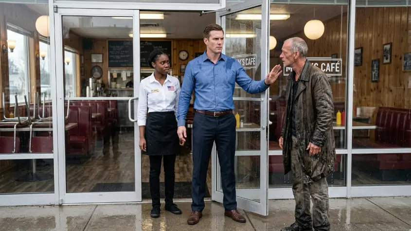 Waitress Uses Her Last $10 to Buy a Stranger's Coffee — One Hour Later, a Billionaire Buys Her