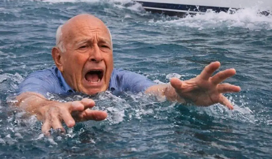 The Children Pushed Their 70-Year-Old Father Into the Sea for the Inheritance, Believing It Was the End—But When He Returned Alive, He Did Something They Never Expected