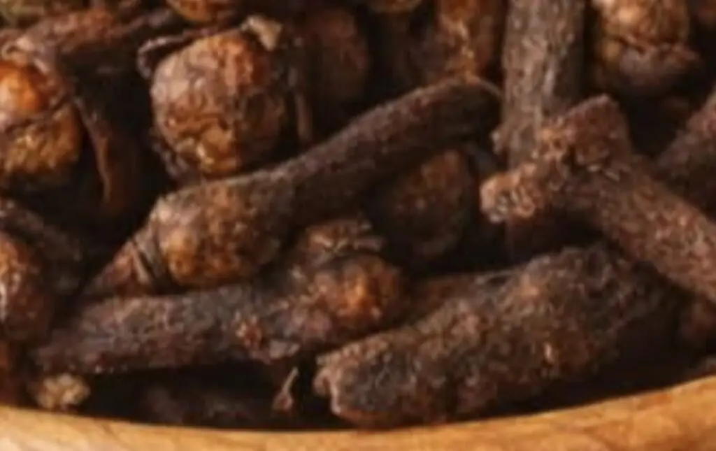 With just two cloves a day, you can prevent many diseases
