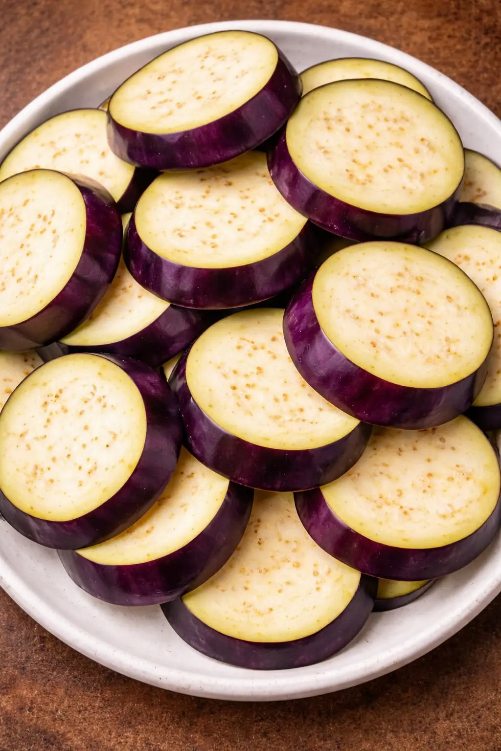 Eggplant 101: Proven Health Benefits and Nutrition Facts (Carbs, Calories, Protein, Fiber, Vitamins)