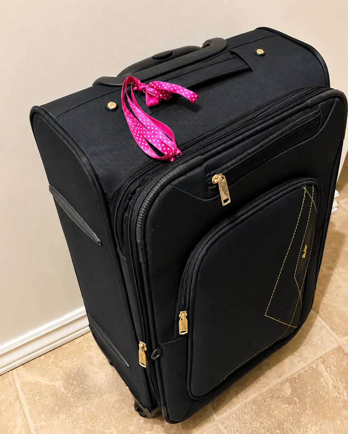 Never Tie a Ribbon On Your Luggage