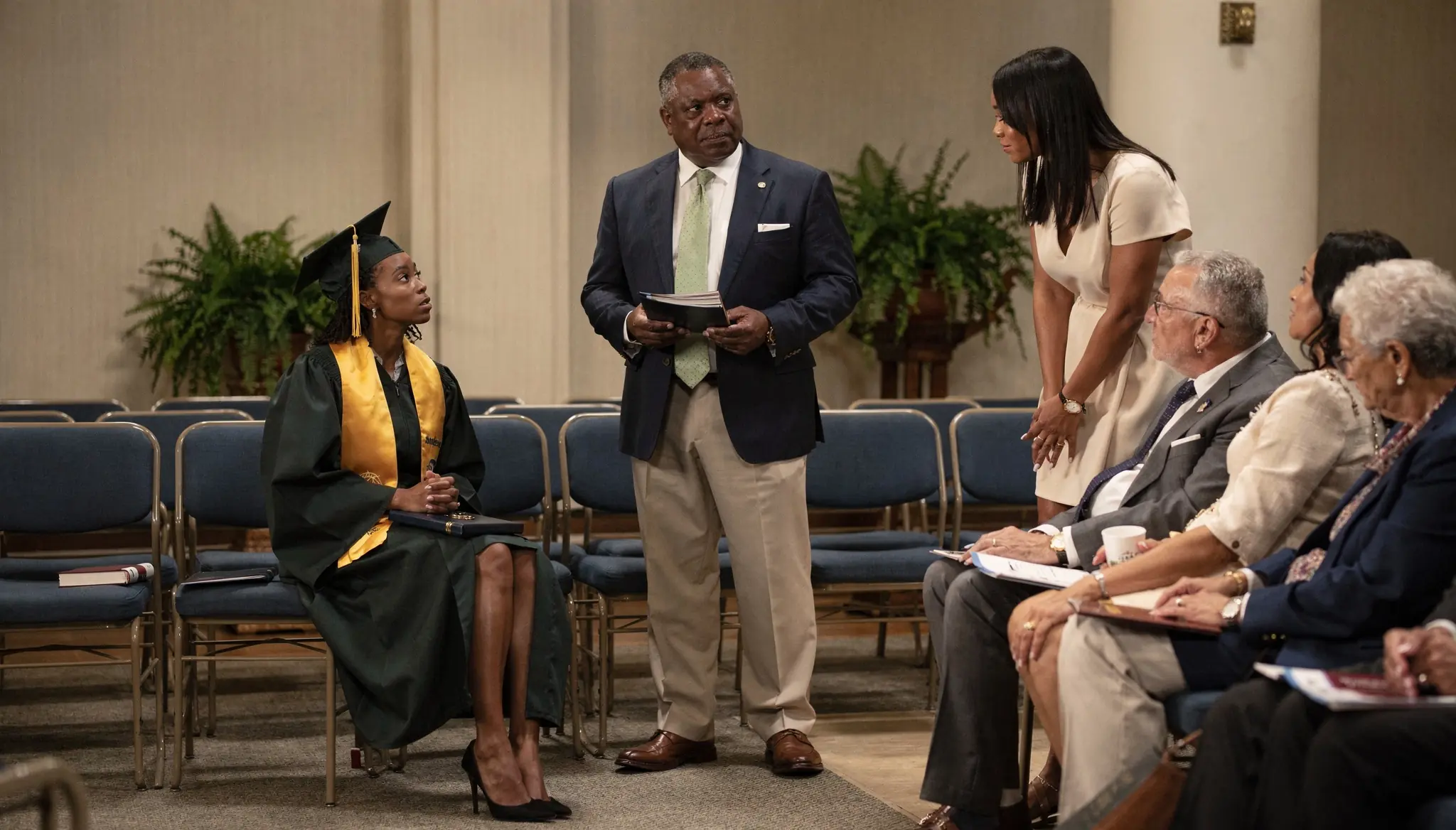 They Mocked at Her Black Stepfather — Until He Was Called On Stage as the HERO