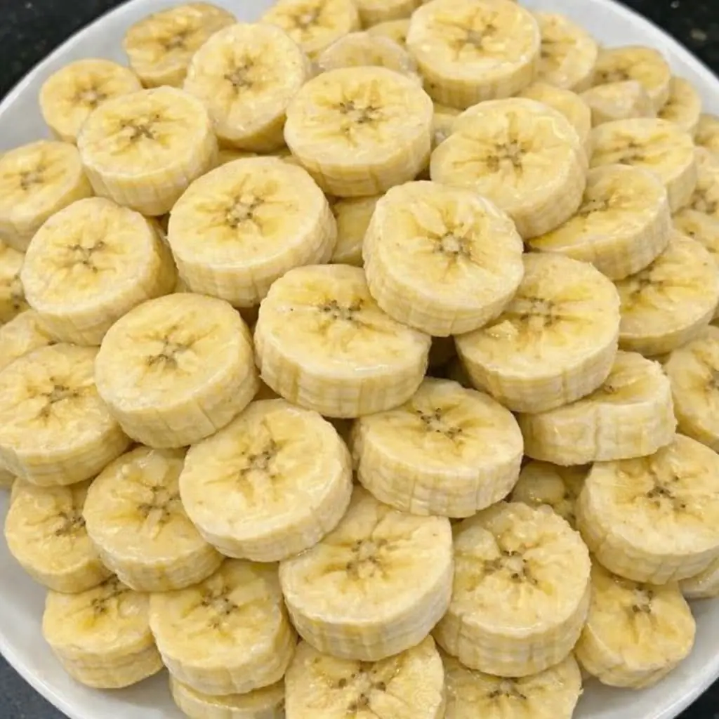 Proven Health Benefits of Banana and Banana Peel Based on Science