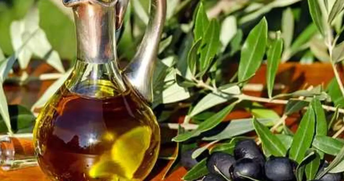 Scientifically Proven Health Benefits of Olive Oil (Extra Virgin, Pure, Unrefined)