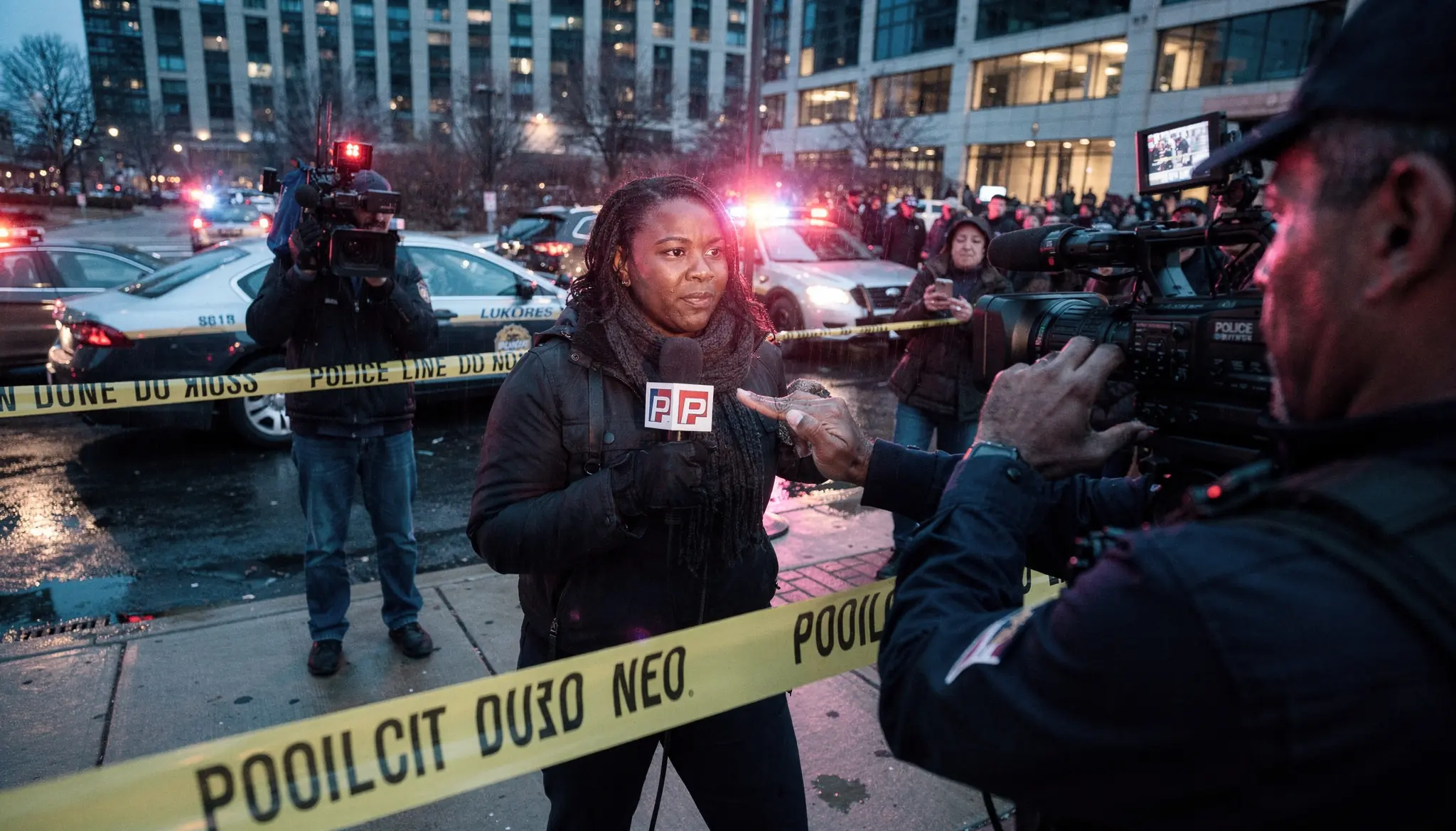 Officer Shoves Reporter Live on Air — Then Realizes 2 Million People Are Watching