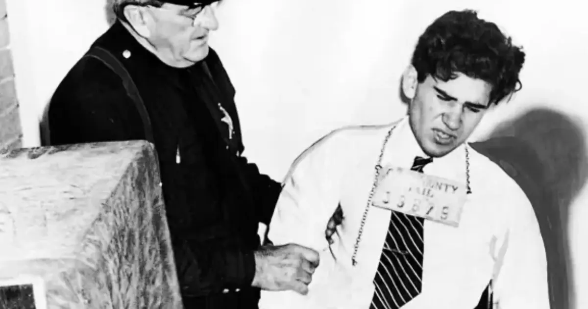 The handwriting evidence that led police to the alleged “Lipstick Killer,” and why experts later questioned that connection