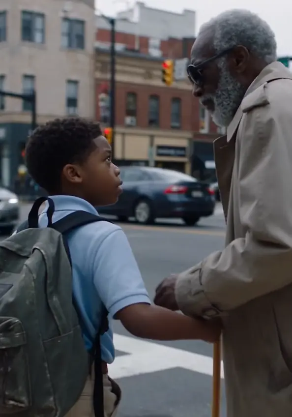 A Waitress Welcomed a Blind Elder and His Granddaughter Into Her Diner — Then Two Men in Suits Arrived Looking for the Old Man