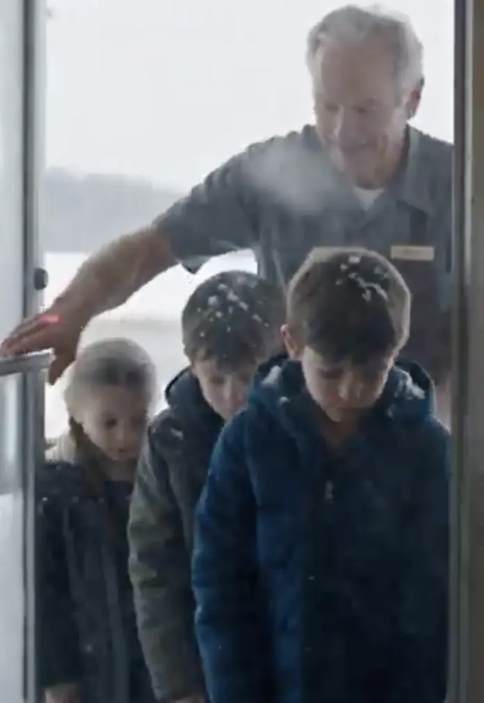 A Diner Owner Sheltered Three Children in a Blizzard - Twenty Years Later, One Returned as President With a Secret